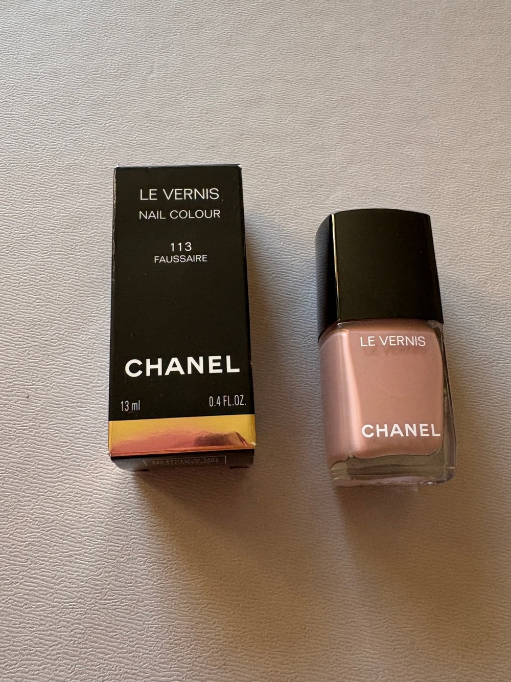 CHANEL Le Vernis Nail Polish — 113 Faussaire